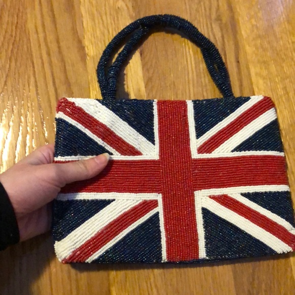 Valerie Stevens small beaded Union Jack purse. - Picture 3 of 5